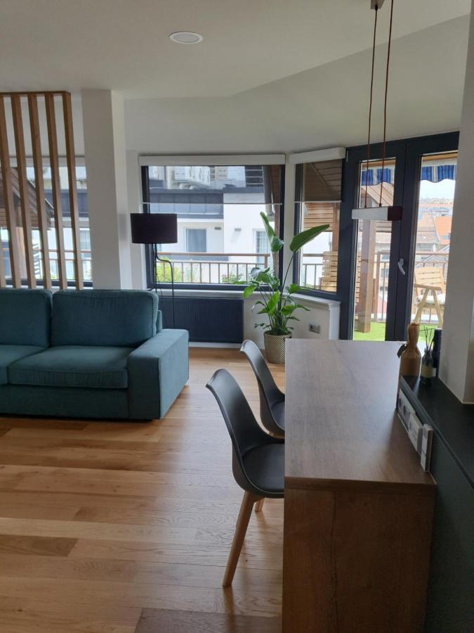 דירה Modern Floor Loft With Balcony בודפשט