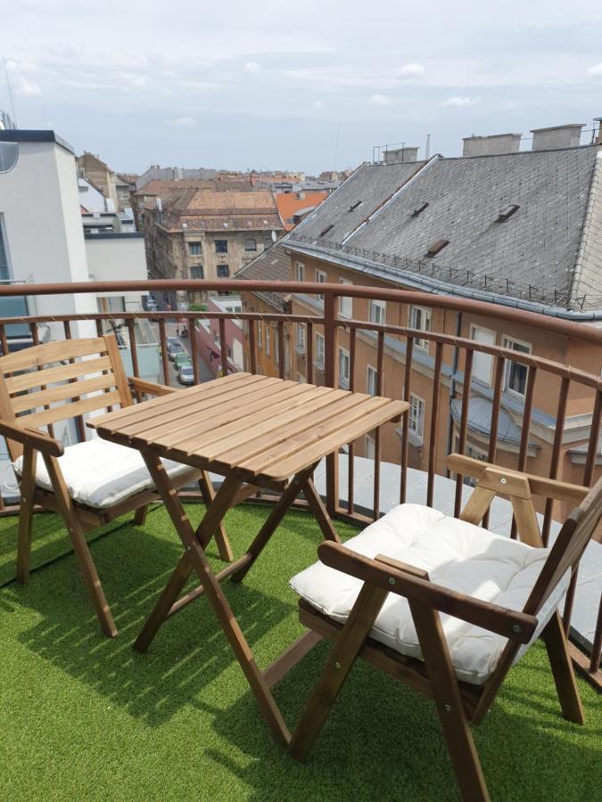 Modern Floor Loft With Balcony * בודפשט