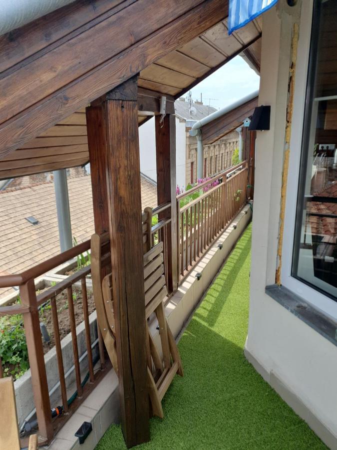 דירה Modern Floor Loft With Balcony בודפשט